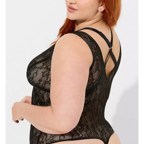 NEW Torrid 2 Black Lacy Bondage Bodysuit with Neck Harness 2X 18 20 - Picture 3 of 7